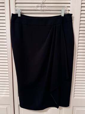 Max Mara Made in Italy 100% Virgin Wool Draped Wrap Midi Skirt Black Size 12